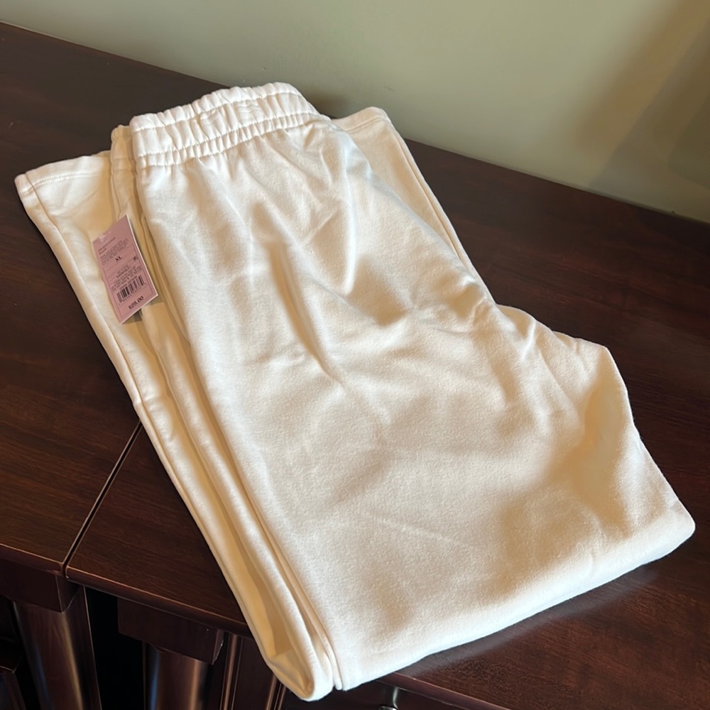 NWT sweatpants Wild Fable XL